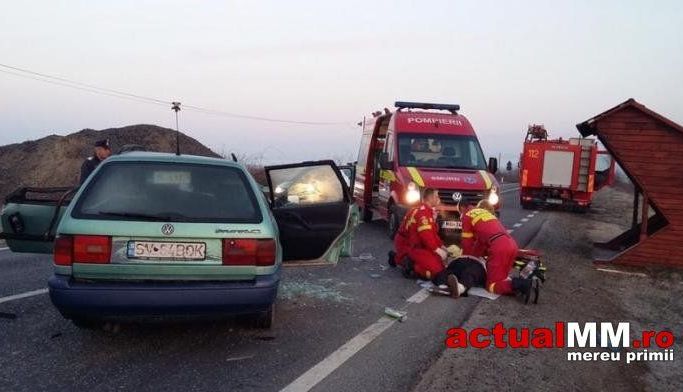 O femeie a murit după ce a intrat cu maşina sub un TIR 1 accidentsatumare_4.jpg