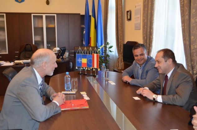 Ambasadorul Austriei s-a întâlnit cu oficialii BRAŞOVENI 1 ambasadorAustria_233217.jpg