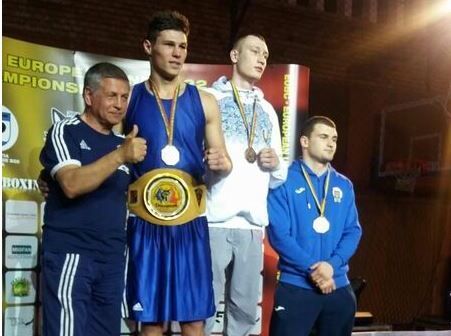 România are doi campioni europeni la box Under 22 1 aradoaie.jpg