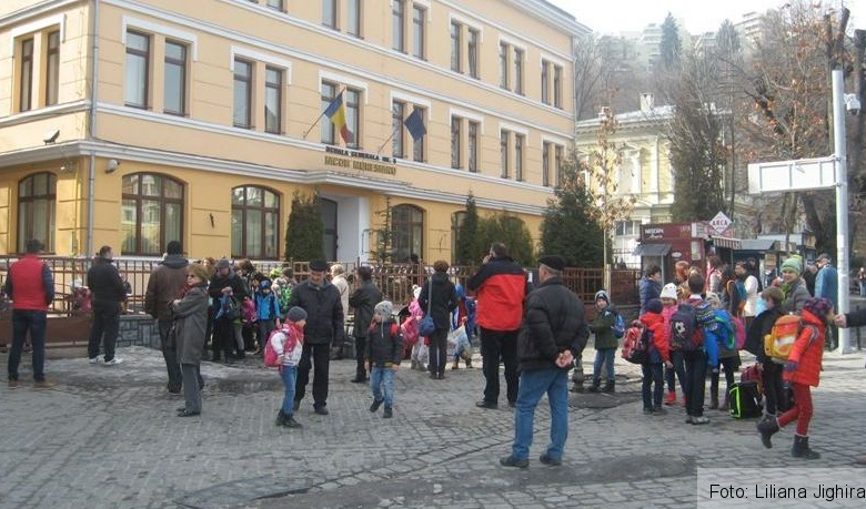 BRAȘOV. Reîncepe școala de astăzi. În ce scenariu? / Anunțul RATBV 1 img-0455.jpg