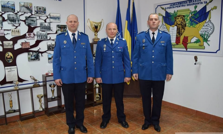 După doi ani de misiune ONU în Haiti, cpt. Silviu Fărcaș s-a întors la Jandarmeria Brașov (FOTO) 1 jandarmhaiti.jpg