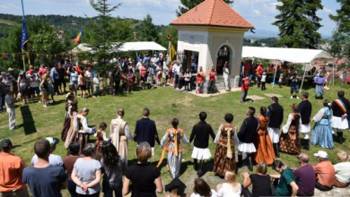 BRAŞOV. 138.400 de lei de la bugetul local, pentru activităţile din acest an ale junilor 9 junicruceamusicoiului3_216384.JPG