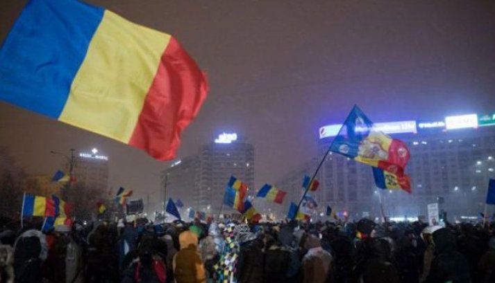 PROTEST. „Toate drumurile duc la Bucureşti! Revoluţia generaţiei noastre” 1 protest_16.jpg