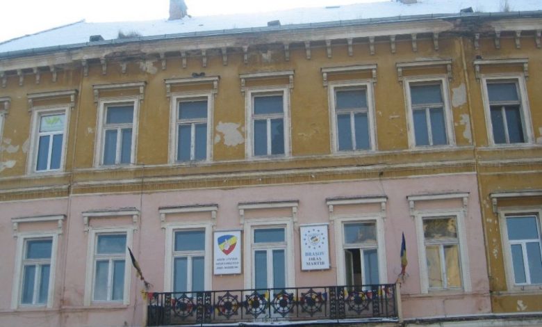 BRAŞOV. Minimum 900 de euro pentru certificatul fals de revoluţionar 1 revolutie_2.jpg