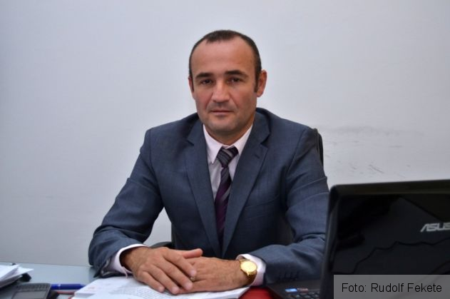 sebastiangrapasenator1_231947.JPG