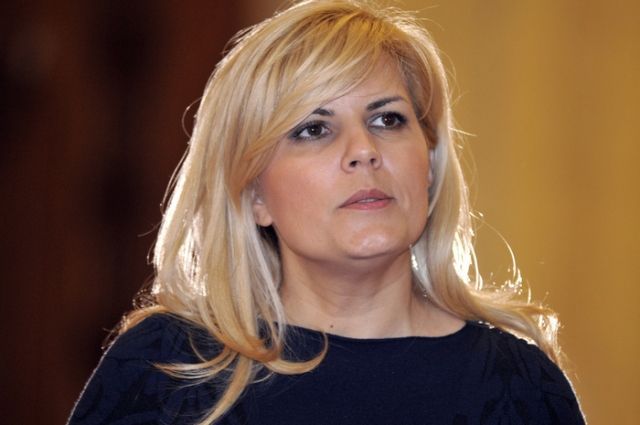 Elena Udrea, condamnată la 6 ani închisoare cu executare pentru fapte de corupţie!!! 1 udrea_9.jpg