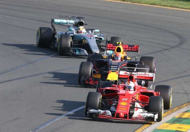FORMULA 1. Vettel e „ROȘU” de plăcere!!! 1 vettel.jpg