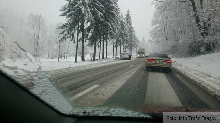 BRAŞOV. Maşină intrată într-un cap de pod, pe DN 1 Braşov - Predeal (FOTO) 1 accident predeal_234007.jpg