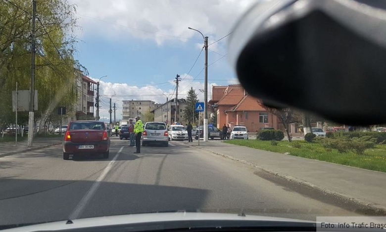 BRAŞOV. Accident cu victimă, în zona unei treceri de pietoni din Codlea (FOTO) 1 accidentcodlea_2.jpg