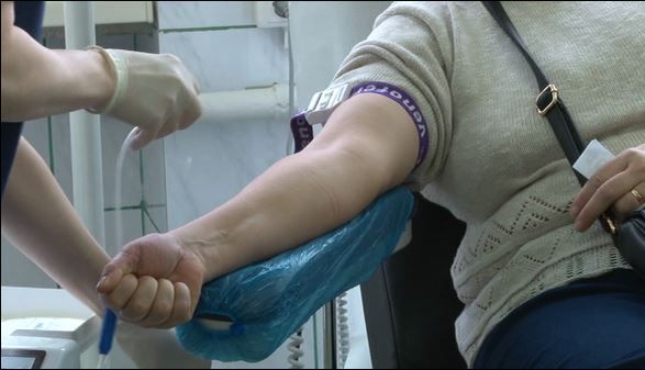 BRAȘOV. 120 de donatori de sânge au răspuns apelului de a salva vieți 1 donator.jpg
