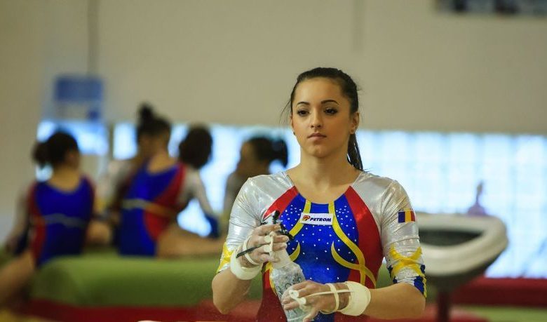Europenele de gimnastică. Patru românce s-au calificat în finale 1 larisaiordache.jpg