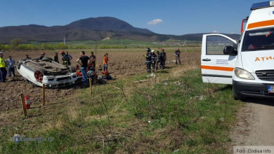 BRAŞOV. Accident grav între Codlea şi Vulcan 9 masina-rasturnata_2.jpg