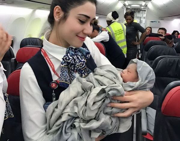 NAȘTERE în avion!!! 1 nastere_5.jpg