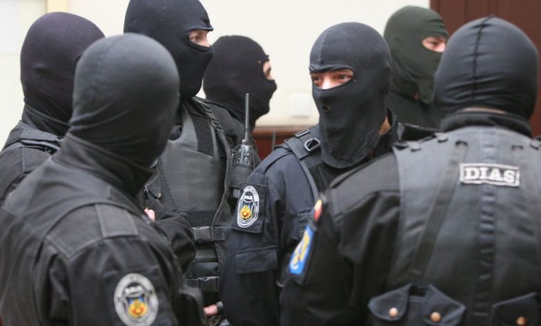 ULTIMA ORĂ. Percheziţii în România şi Elveţia, la persoane suspectate de proxenetism şi trafic de persoane 1 perchezitiimasca.jpg