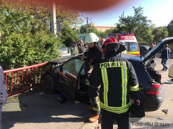 Update. BRAŞOV. Aşa se întâmplă când nu se acordă prioritatea! 1 IMG-20170511-WA0004_235687.jpg