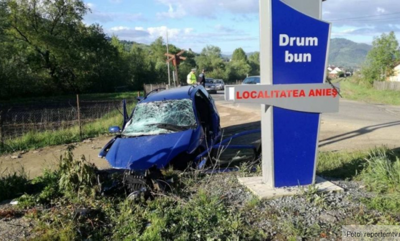 Cântăreţ de manele mort într-un accident rutier, alături de toboşar (FOTO) 1 accidentbistrita_6.jpg