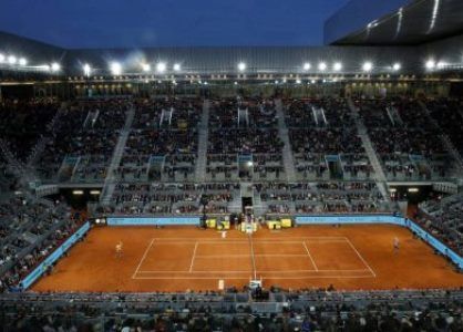 Simona Halep a câștigat turneul demonstrativ Tie Break Tens 1 arena.jpg