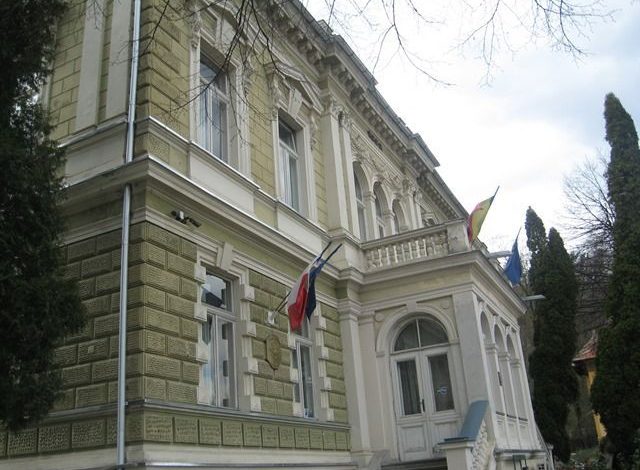 BRAȘOV. Sărbătoare a învățământului bilingv în franceză 1 baiulescu_4.jpg