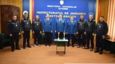 jandarmi castigatori_235543.jpg
