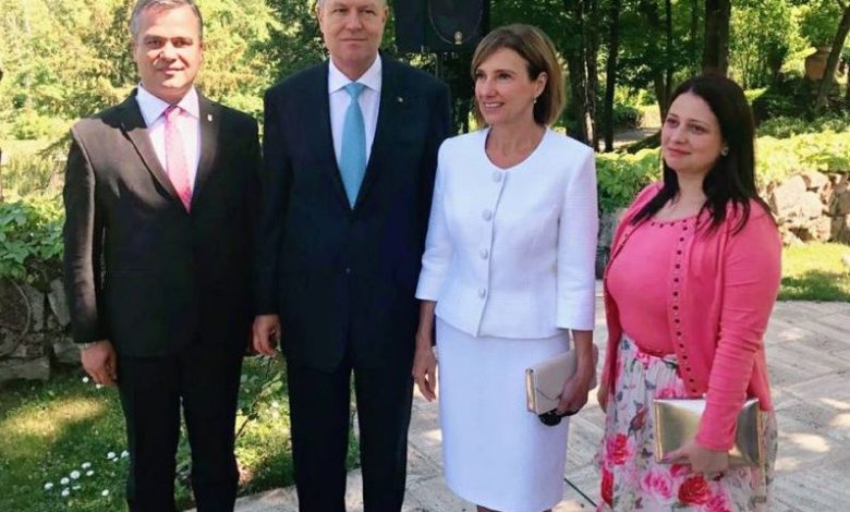 Președintele CJ BRAȘOV, Adrian Veștea, invitatul președintelui Klaus Iohannis 1 vesteaiohannis_2.jpg