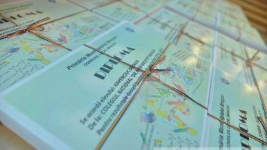 BRAȘOV. Premiile pentru excelență la învățătură 2017 au fost acordate astăzi (FOTO) 1 19275223_1390726211004958_4693989541378355538_n_237798.jpg