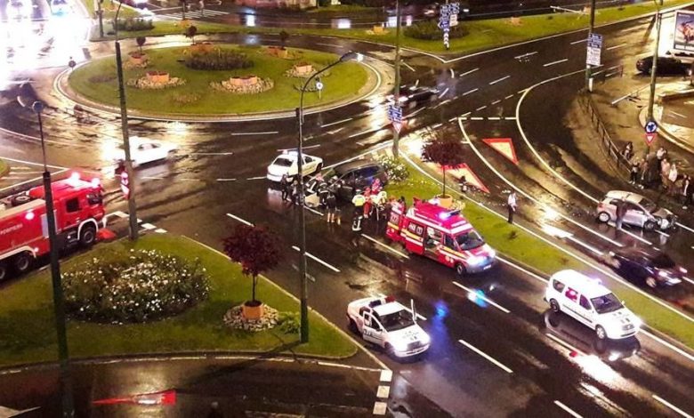 Update. BRAŞOV. Trei persoane au fost rănite în accidentul din sensul giratoriu de la „Hidro B” 1 accidenthidro_2.jpg