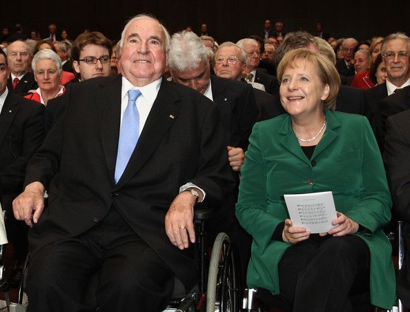 angelamerkelhelmuthkohl1.jpg