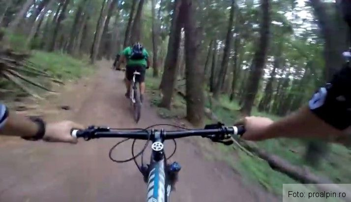 BRAŞOV. Atenţie la ciclişti, în weekend! 1 biciclistitraseumontan.jpg
