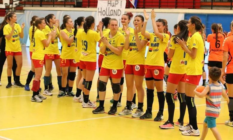 BRAȘOV. Cu patru jucătoare de la Corona în lot, România a câștigat Trofeul Carpați. Sorina Târcă și Daria Bucur, cele mai bune marcatoare în meciul cu Olanda 1 romaniatineret.jpg