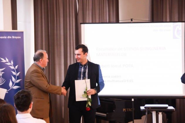 BRAȘOV. Cei mai buni studenți au fost premiați 1 student1_237824.jpg