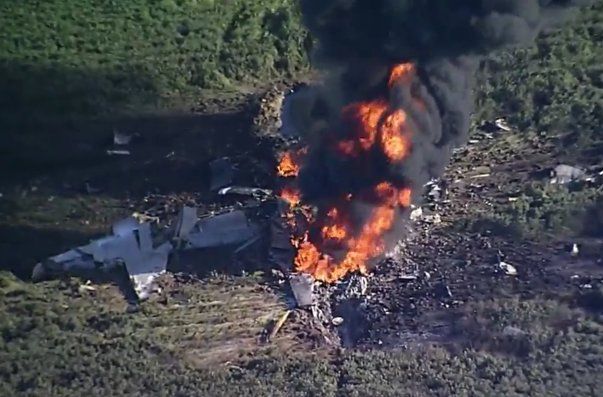 Tragedie aviatică în SUA. Cel puțin opt morți 1 avion_32.jpg