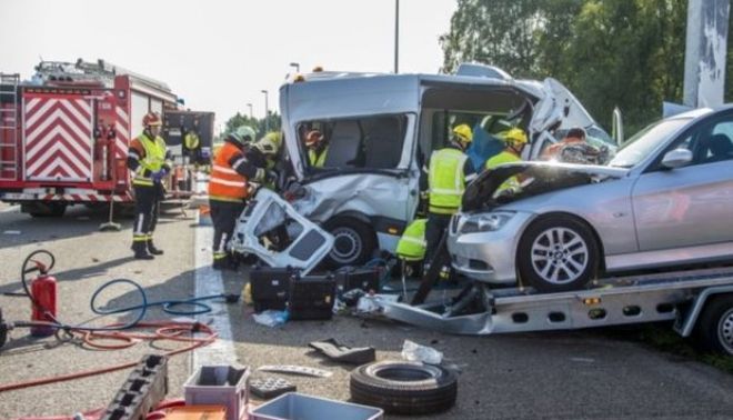 Doi români au murit, iar alți patru au fost răniți în două accidente rutiere produse în Belgia 1 accidentbelgia_4.jpg