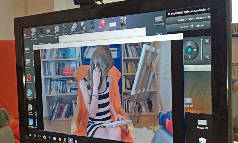 Videochat-ul din România, „VĂZUT” de BBC!!! Angajatele studiază Freud, despre fetișuri, având la dispoziție și profesor de engleză 1 bbcvideochat.jpg