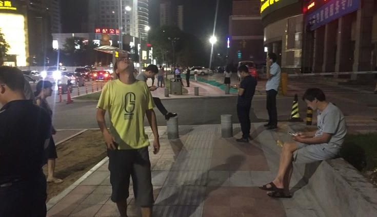Cutremur puternic în China 1 china_5.jpg
