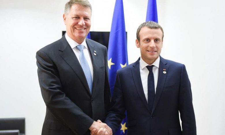 Preşedintele Franţei Emmanuel Macron se află în vizită oficială în România, fiind semnată şi o declarație între Airbus Helicopters şi IAR BRAŞOV 1 iohannis-macron.jpg