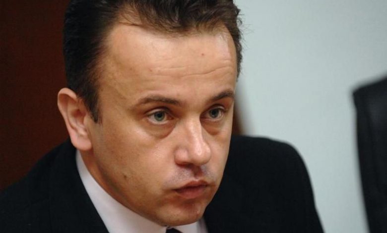 LOVITURĂ DE „GENUNCHE”. 13 șefi de IȘJ-uri, DAȚI AFARĂ!!! 1 liviu-pop.jpg