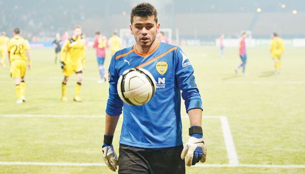 AS „SR” BRAȘOV are PORTAR DE LIGA 1!!!! Primă de victorie cu Aripile!!! 1 mutu_15.jpg