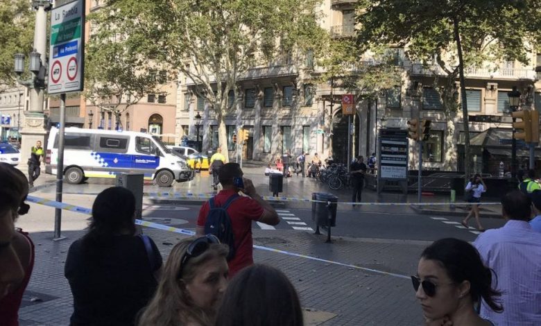 ALERTĂ. Furgonetă intrată în mulţime la Barcelona 1 rambla.jpg