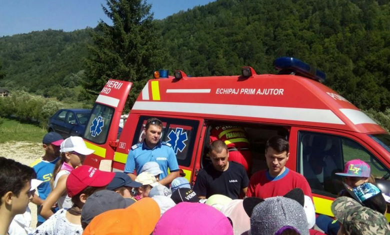 Lecție de „siguranță”, în taberele din județul Brașov 1 vacantainsiguranta.jpg