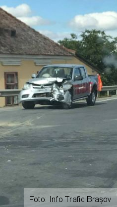 Update. BRAȘOV. Nerespectarea indicatorului „STOP”, cauza accidentului de pe DN 13, din zona Hanului din Ardeal 1 accident 13_241422.jpg