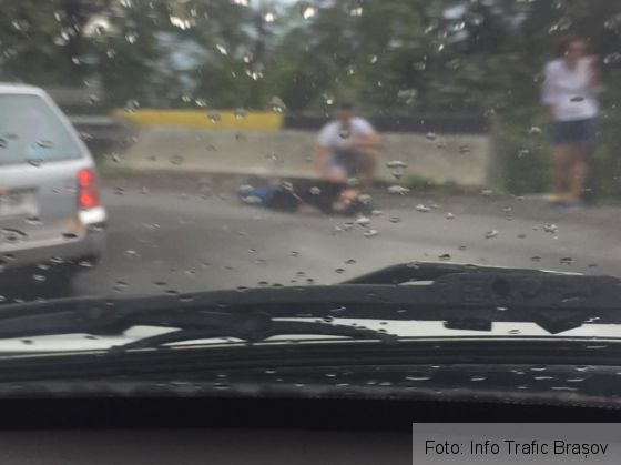 BRAŞOV. Nouă răniţi în patru accidente rutiere produse pe DN 1 în mai puţin de opt ore 1 accident cotul donului_240650.jpg