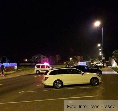 BRAȘOV. Accident în fața unității militare de pe Calea Feldioarei (FOTO) 1 accidentcaleafeldioarei_3.jpg