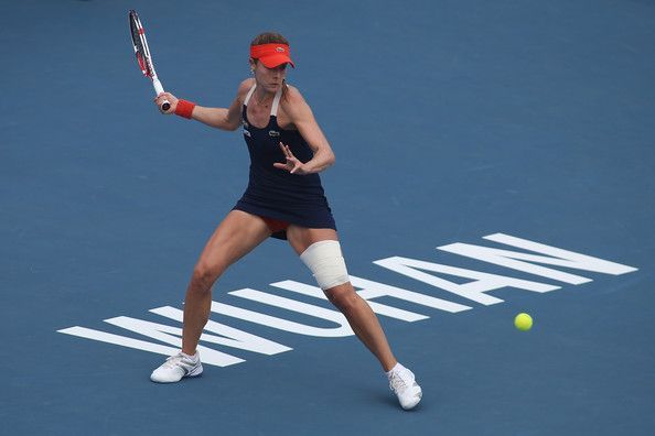 WTA Wuhan. Alize Cornet, calificată în sferturi 1 alizecornet.jpg
