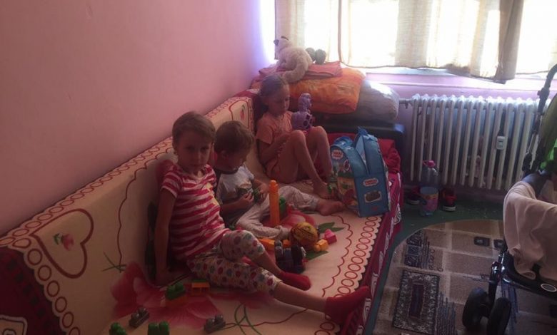 BRAȘOV. Şase copii şi mama lor locuiesc într-o cameră de 11 mp 1 camera_2.jpg