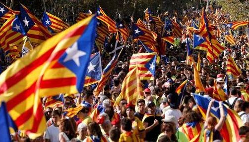 „ADIO SPANIA”! Peste 450.000 de manifestanți AU SOLICITAT independența Catalunyei!!! 1 catalunya.jpg