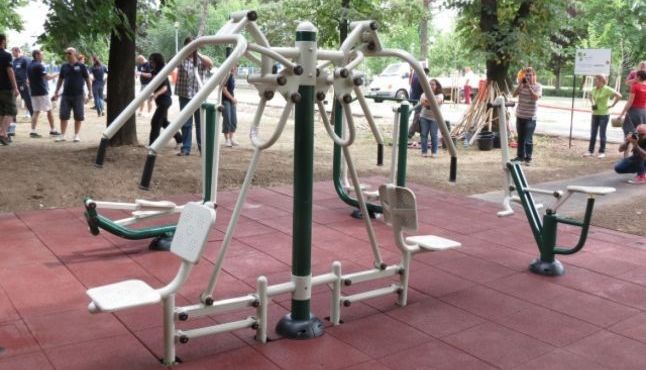 BRAȘOV. Zeci de aparate noi de fitness vor fi montate în parcurile din oraș, pe cheltuiala Primăriei 1 fitness_4.jpg