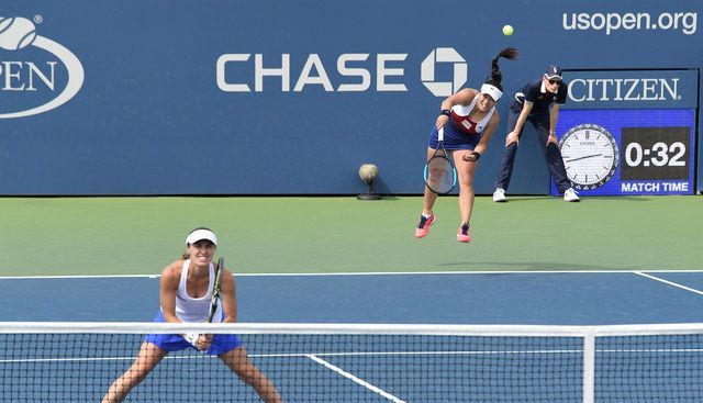 US Open. Martina Hingis și Yung-Jan Chan au câştigat proba de dublu 1 hingis_2.jpg