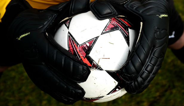 Un fotbalist din Muntenegru a fost împuşcat în cap pe terenul de antrenament 1 muntenegru.png