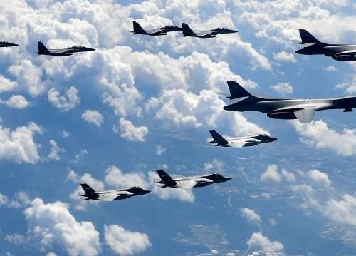 Americanii au trimis bombardiere în apropierea Coreei de Nord 1 sua_4.jpg