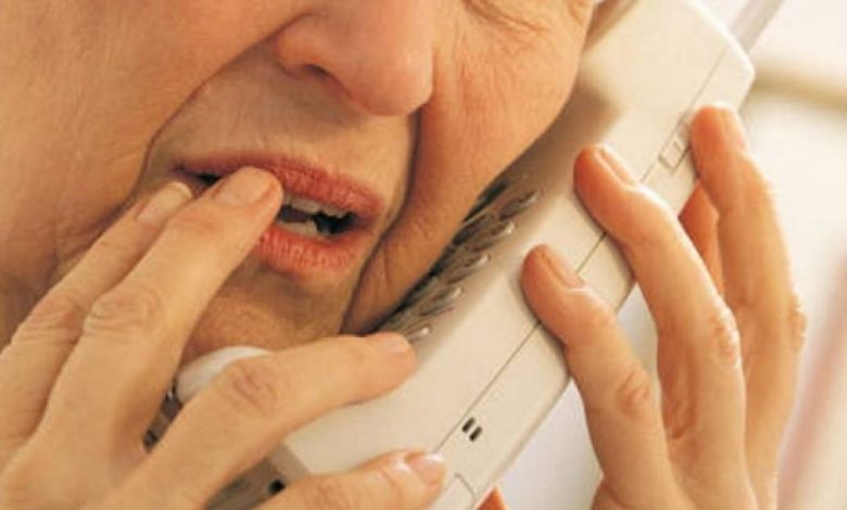 Județul BRAȘOV. Femeie de 83 de ani, bătută de fiu 1 telefonbatrana.jpg